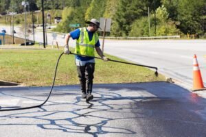 Asphalt Sealcoating in Texas